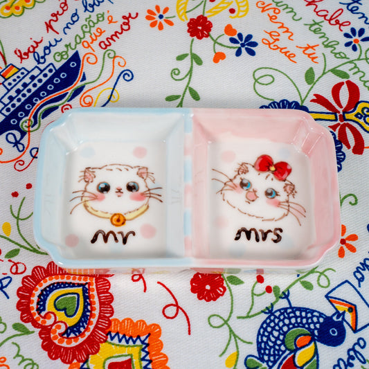 Mr and Mrs Ring Dish Engagement Cat Ring Dish, Wedding Ring Dish, Wifey Gift, Ceramic Cat Jewelry Dish, Bride and Groom, Jewelry Dish