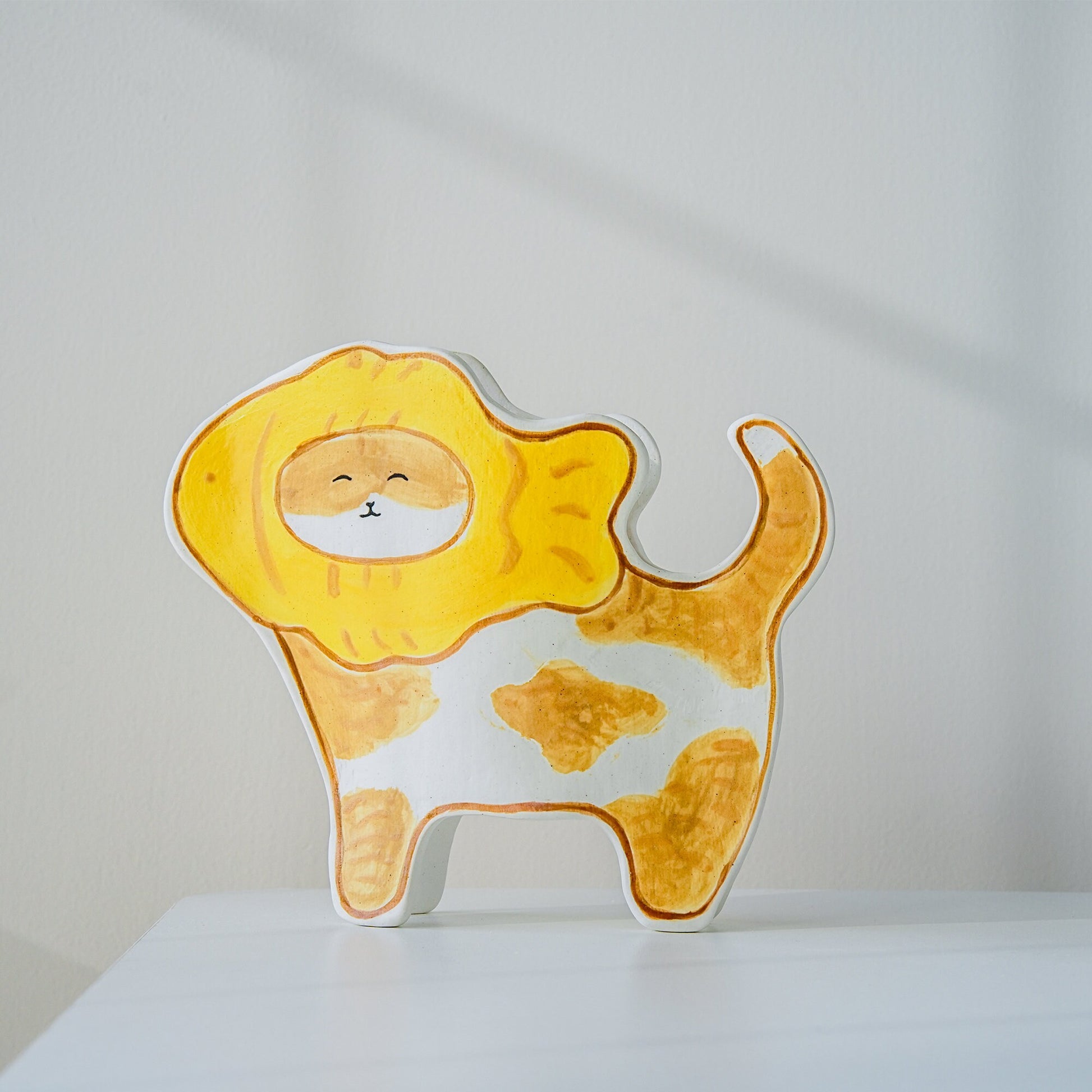 Cute Kitty Vase for Succulents and Small Flowers, Cat-Shaped Handmade Ceramic Planter, Charming Feline Decor for Plant Lovers
