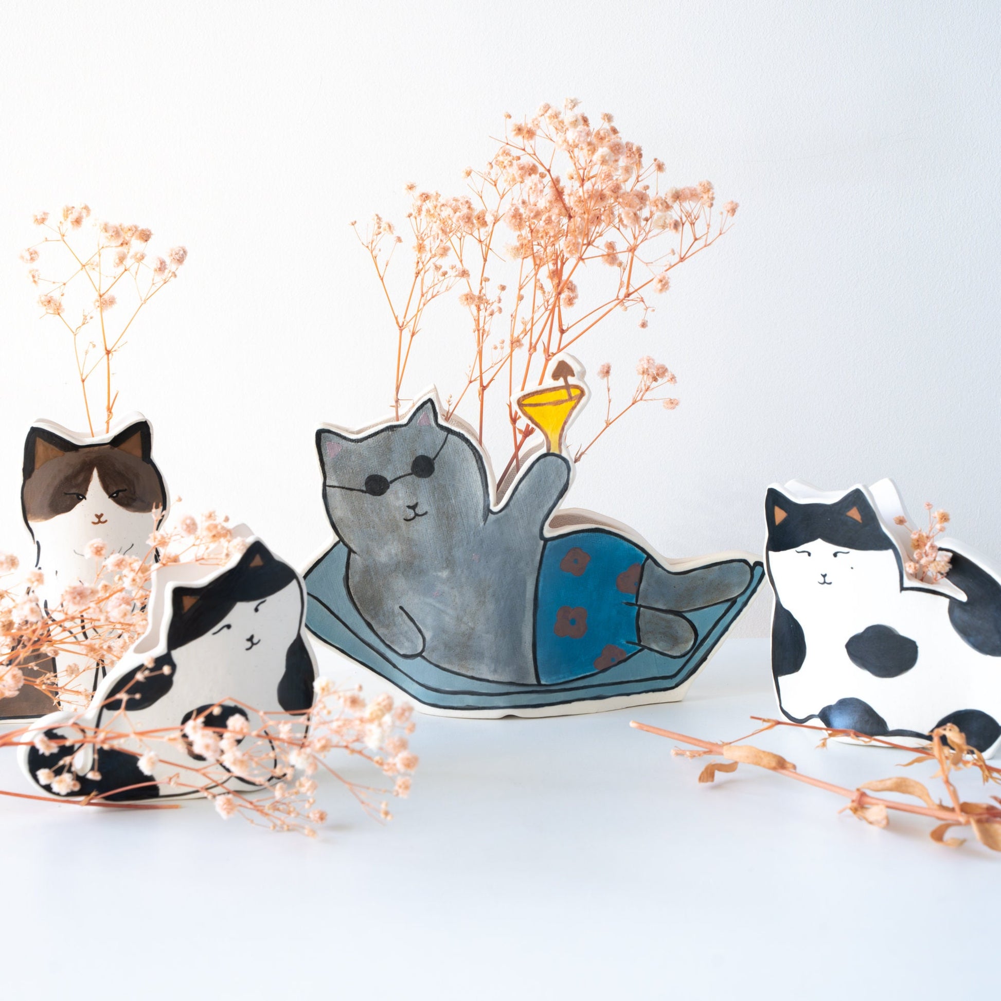 Cat Indoor Planter With Sunglasses,Potted Plant Decor Housewarming Gift, Charming Cat Ceramic Planter Gift for Her Mother's Day Gifts
