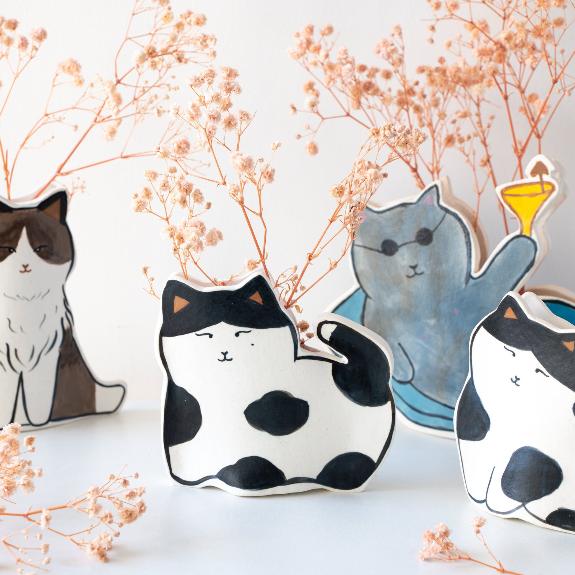 Two Styles Cow Cat Ceramic Planter, Charming Handcrafted Pottery Vase for Cat Enthusiasts, Unique Indoor Plant Decor Gifts for Mum