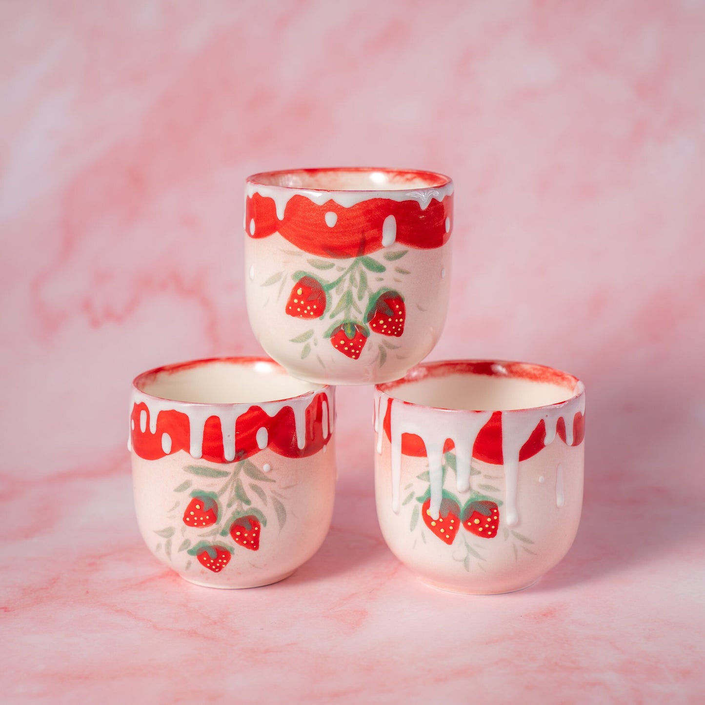 Strawberry handmade ceramic mug Strawberry soirée pottery cup handmade mug aesthetic mug modern coffee mug Cute Pink drinkware motehr's day