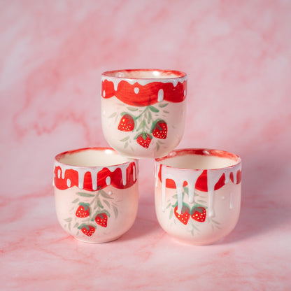 Strawberry handmade ceramic mug Strawberry soirée pottery cup handmade mug aesthetic mug modern coffee mug Cute Pink drinkware motehr's day