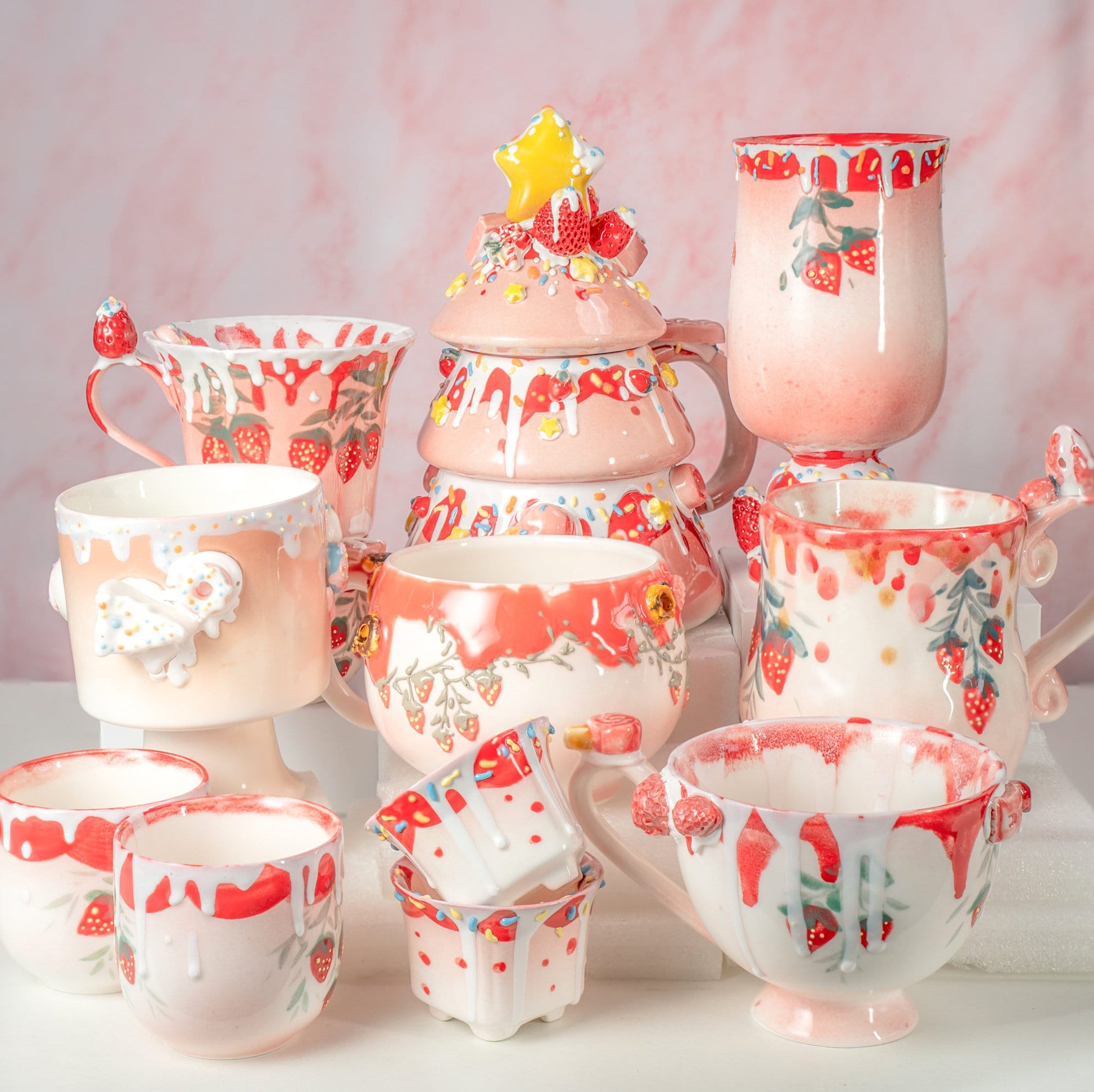 Strawberry handmade ceramic mug Strawberry soirée pottery cup handmade mug aesthetic mug modern coffee mug Cute Pink drinkware motehr's day